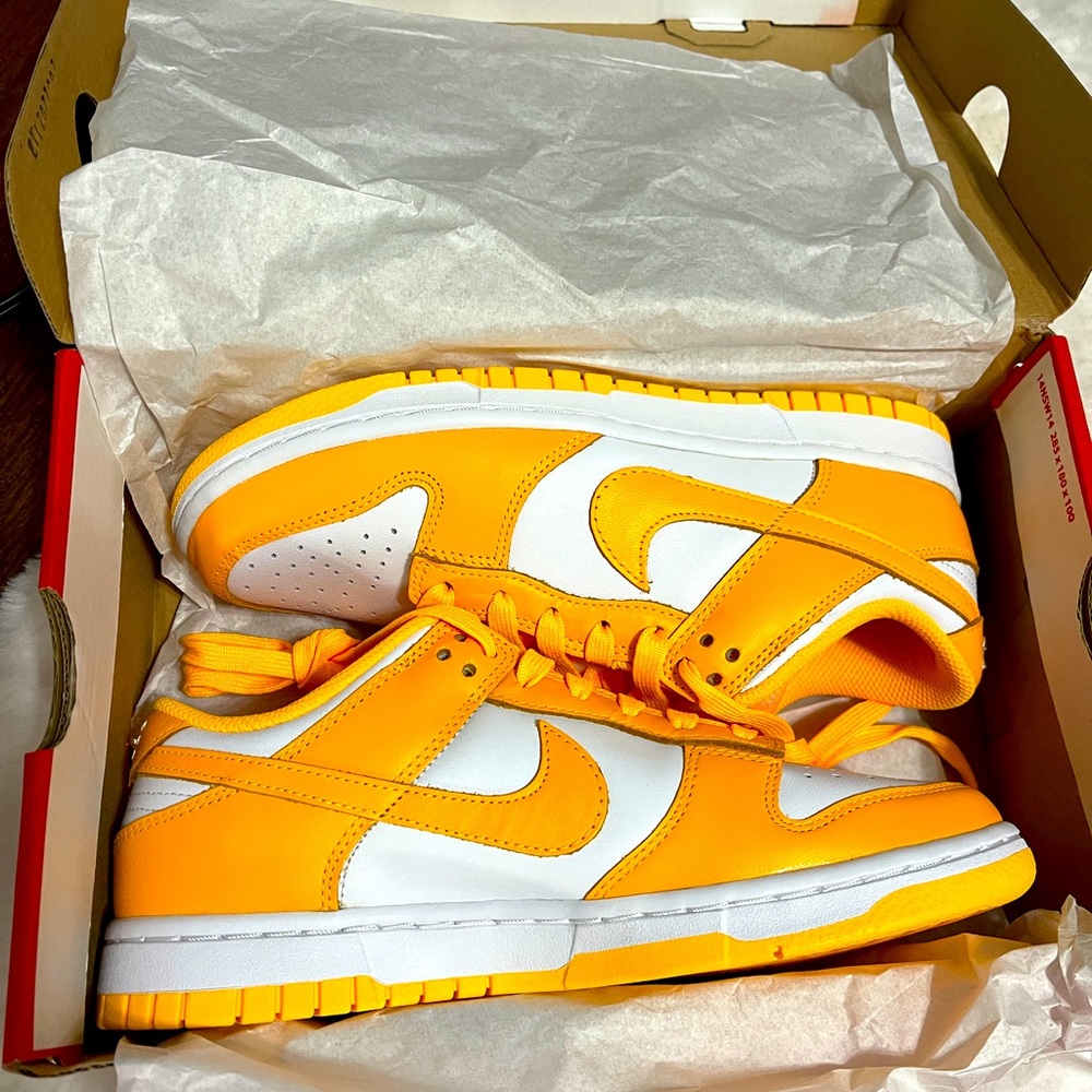 Nike Dunk Low Orange Size 7 NWT